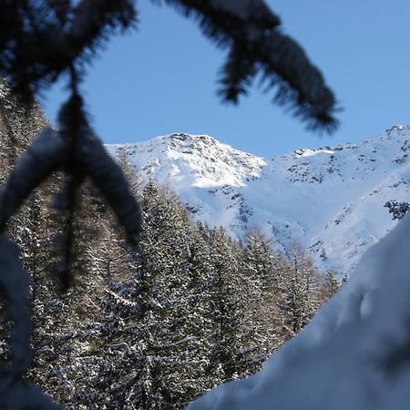Appartement Chez Pierre à Praz-de-Fort Extérieur photo