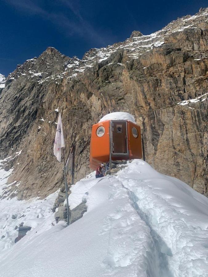 Appartement Chez Pierre à Praz-de-Fort Extérieur photo