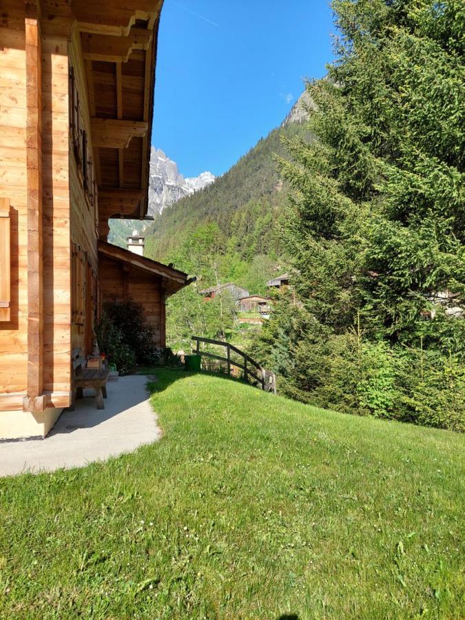 Appartement Chez Pierre à Praz-de-Fort Extérieur photo